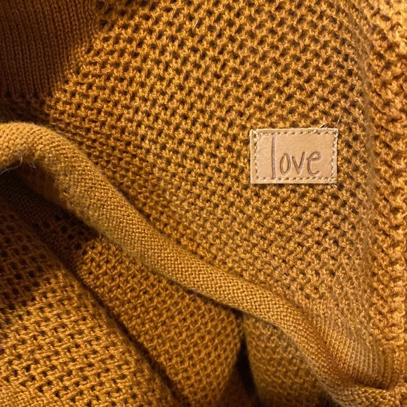 Peace Love World | size M | Boheme Collection, Rust Brown Cotton Flower Sweater - Picture 6 of 9